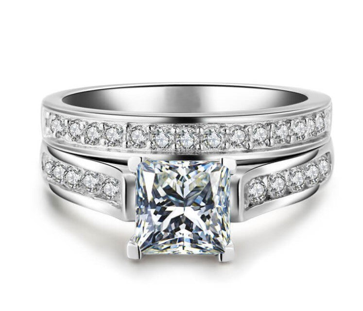 Men And Women Simple Fashion Zircon Ring Set