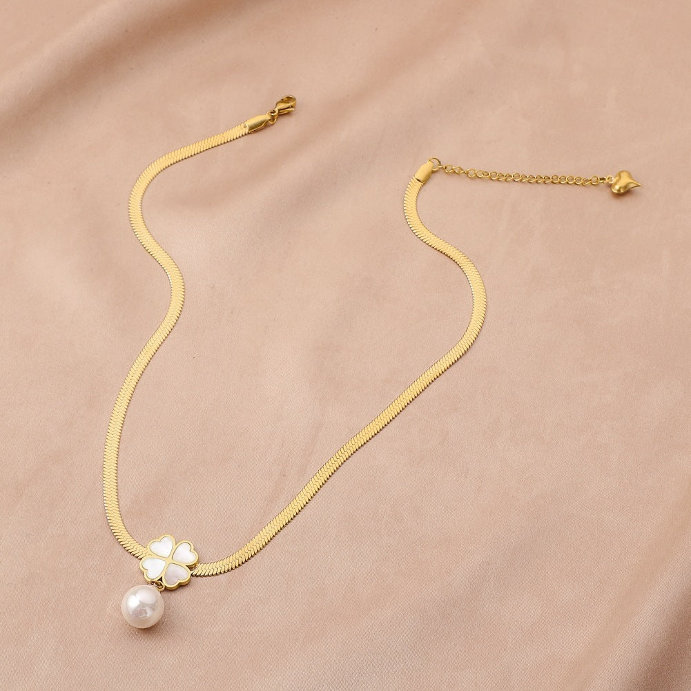 Stainless Steel Four-leaf Clover Pearl Shell Necklace