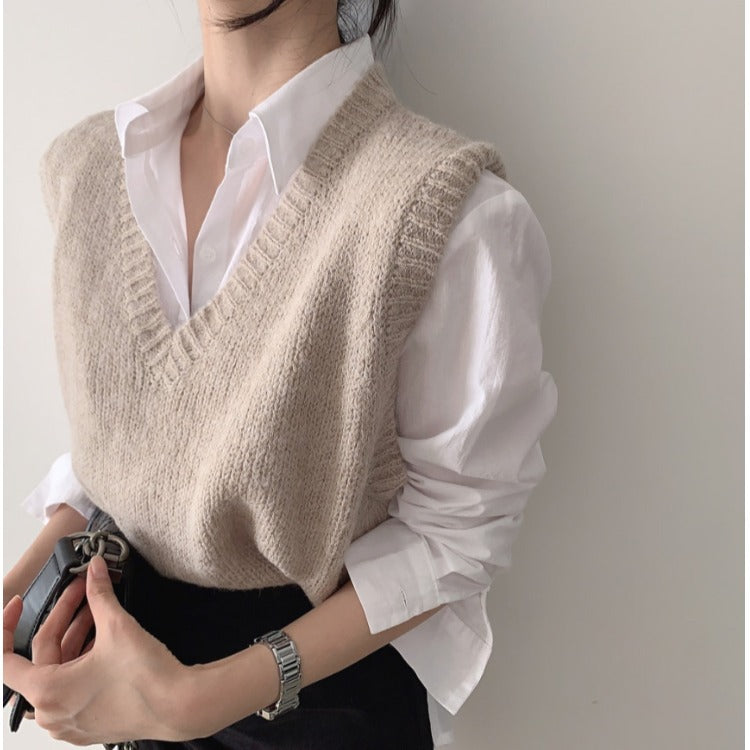 Sleeveless sweater women loose short outer wear