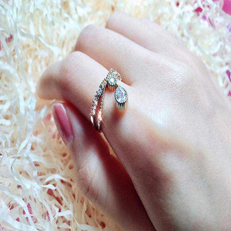 Zircon ring ring female