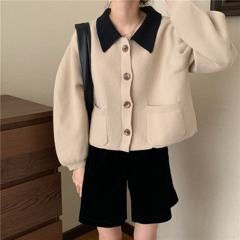 Short sweater coat for women in autumn and winter