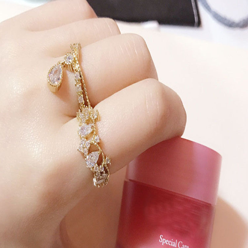 Zircon ring ring female