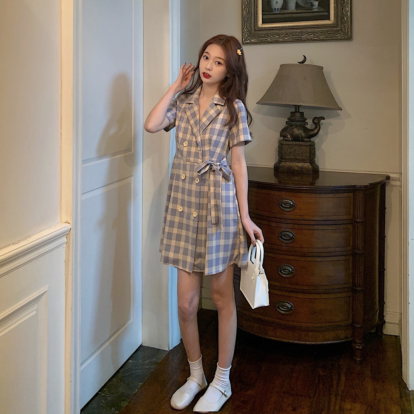 Lady purple suit collar dress