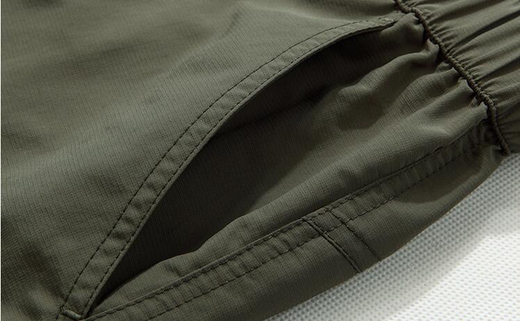 Multi-pocket quick-drying shorts