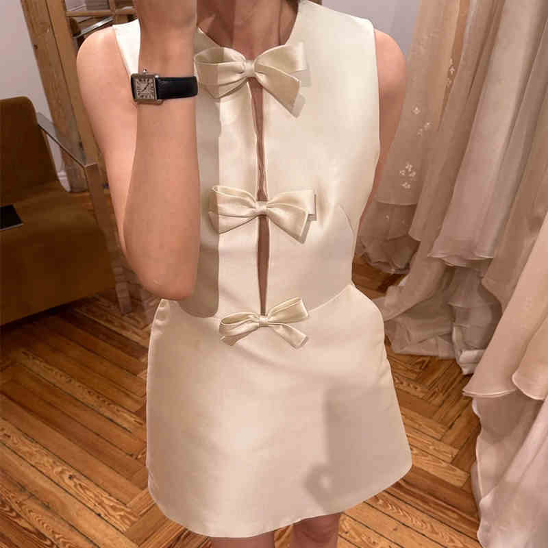 Light Wedding Dress Satin Bride Engagement Gown Dress