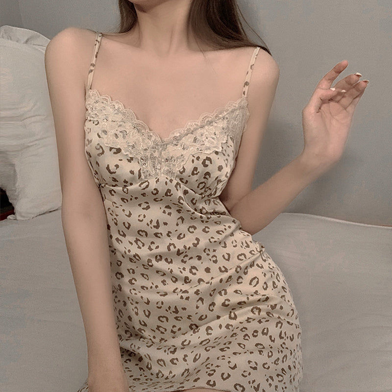 Sexy Pajamas Women Summer Thin Lace Suspender Nightdress