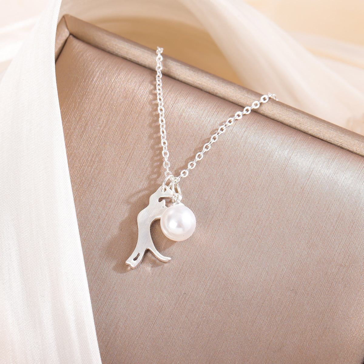 Cute Fashion Brushed Kitty Pearl With Clavicle Chain Necklace