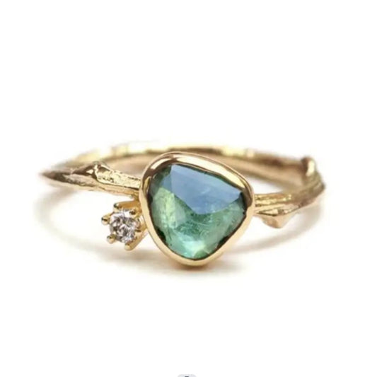 Cross-border Arrival Creative Geometric Irregular Inlaid Green Stone Ring