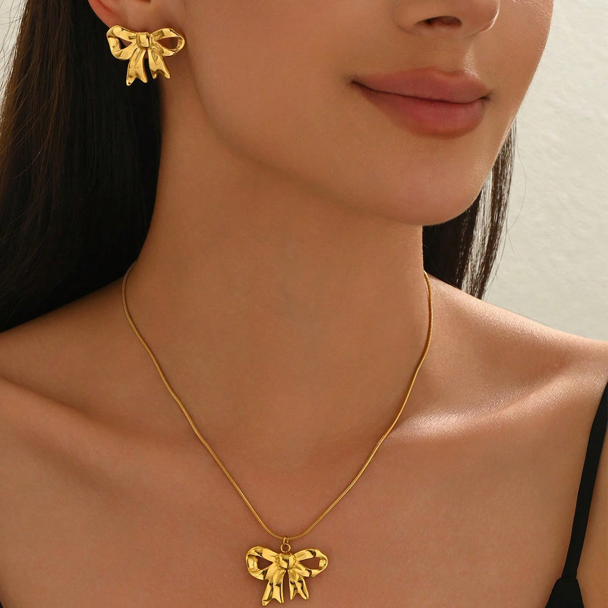 Lxalry 18K Gold Plated Bow Mirror Jewelry Set  Hypoallergenic Skin Safe Necklace   Earrings For Weddings Gifting, Never Fade Adjustable Luxury With Precision-Cast Ribbon