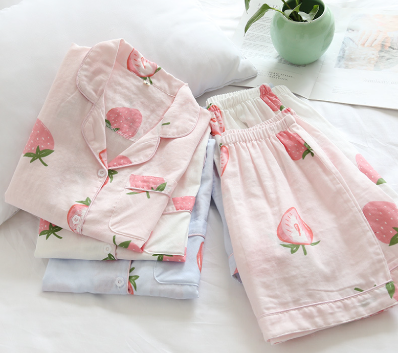 Big Strawberry Gauze Pajamas Women